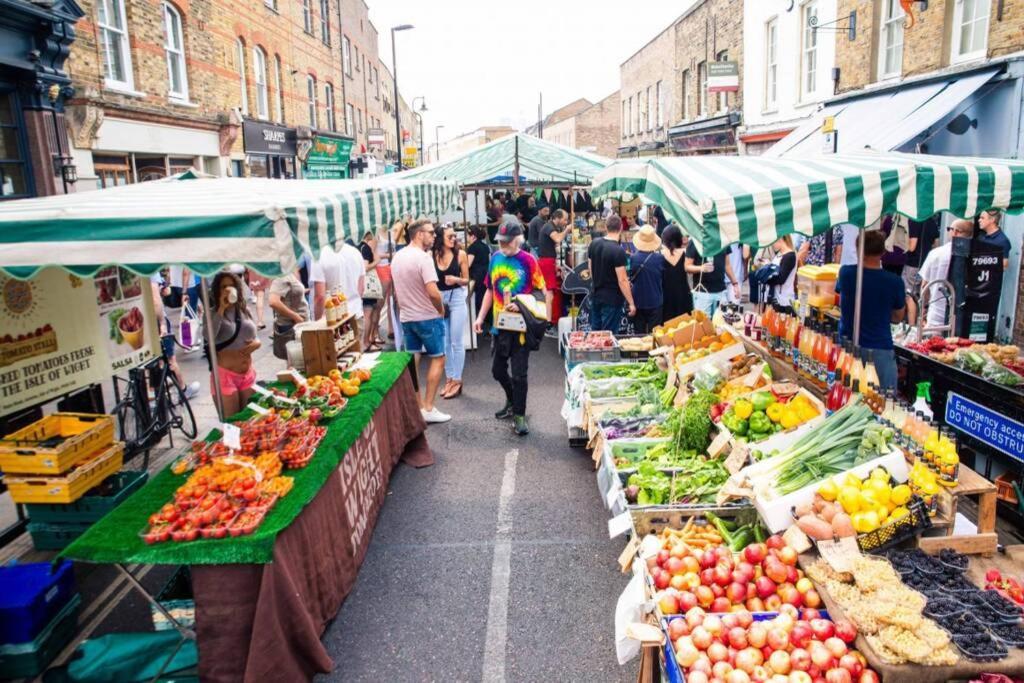 Beautiful Apartment Right Off Of Broadway Market London Ngoại thất bức ảnh