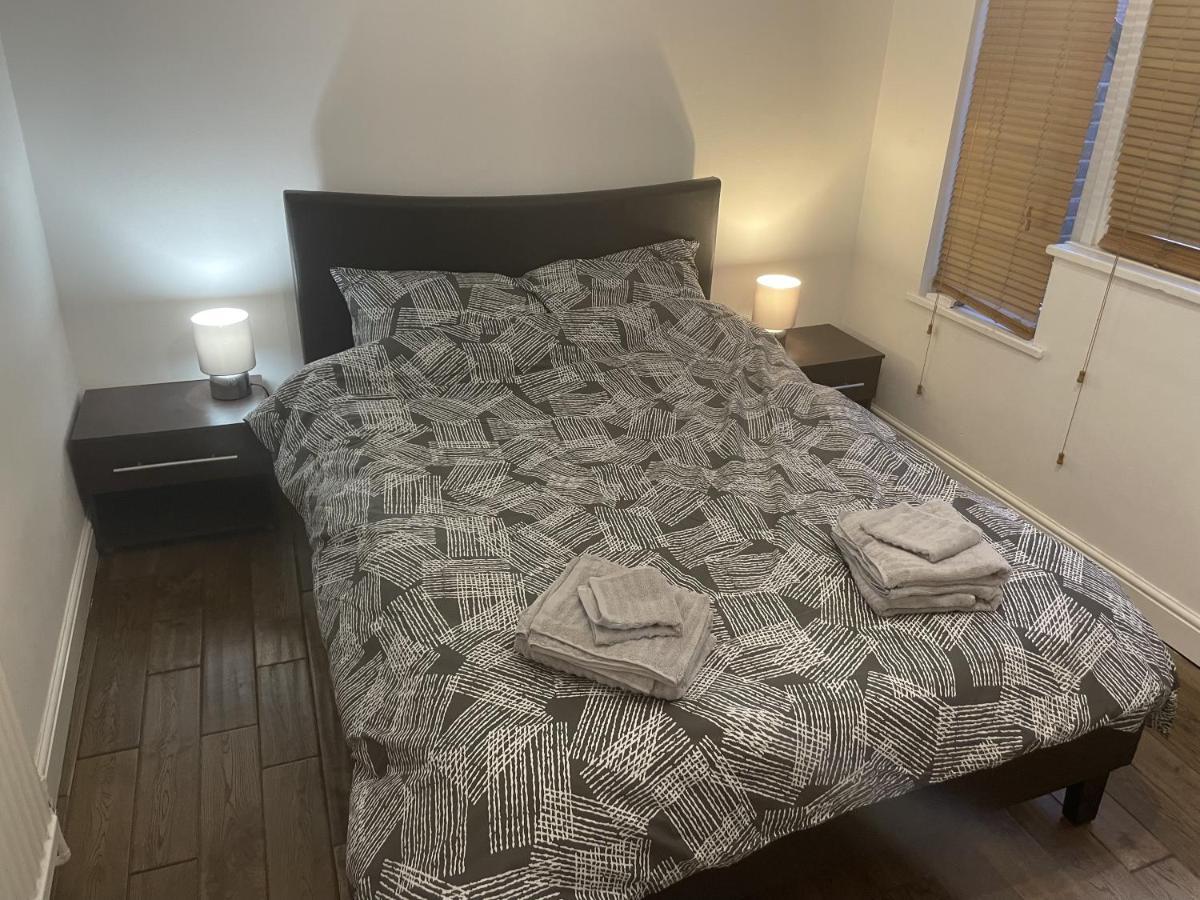 Beautiful Apartment Right Off Of Broadway Market London Ngoại thất bức ảnh