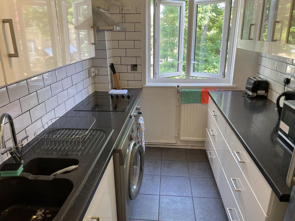 Beautiful Apartment Right Off Of Broadway Market London Ngoại thất bức ảnh